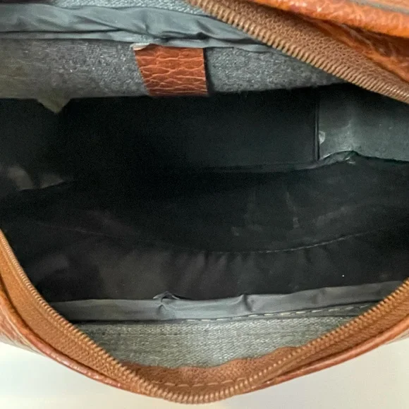 Vintage Travel Bag - Picture 5 of 13